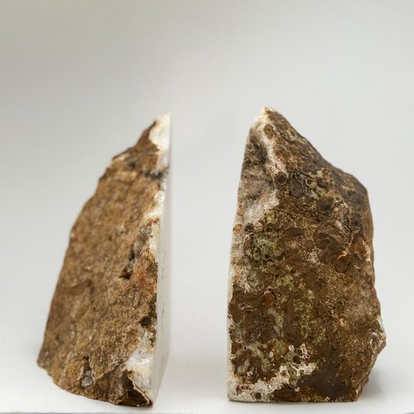Pink Amethyst Bookends: Experience the Power of Love and Positivity (AI) - Picture 5 of 10
